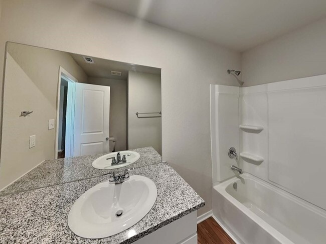 Building Photo - 5445 Verdugos Pl