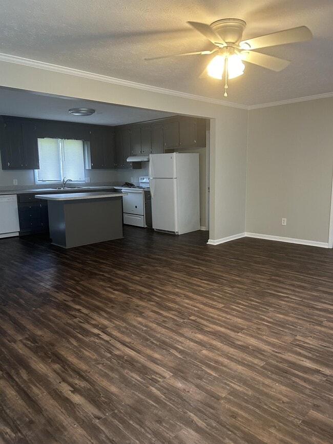 Building Photo - 2515 Reta St