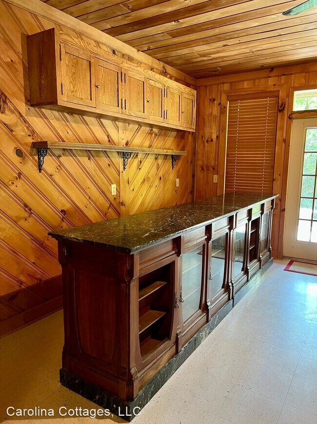 Building Photo - 3 br, 4.5 bath House - 3833 Deep Gap Road