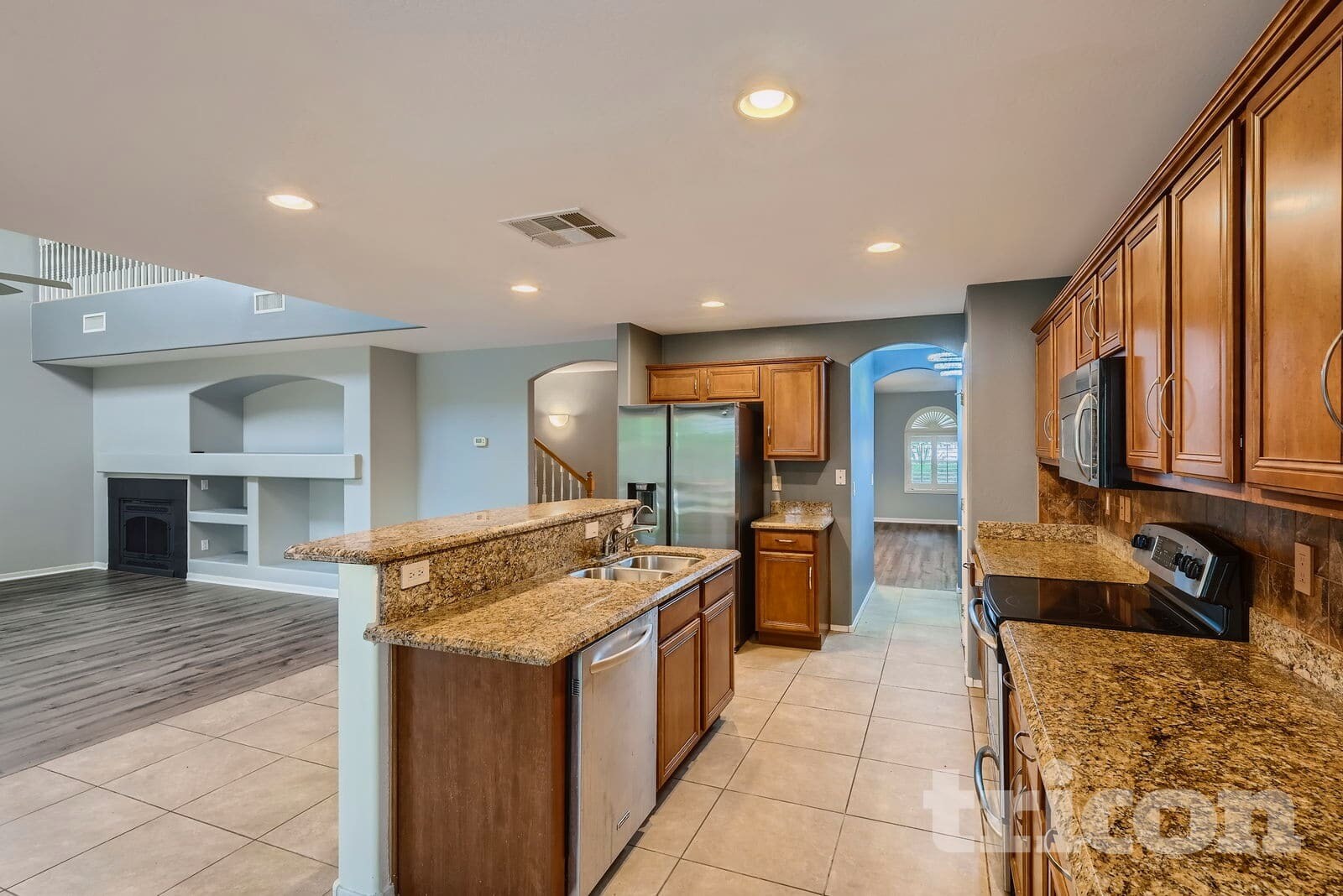 Building Photo - 3948 W South Butte Rd