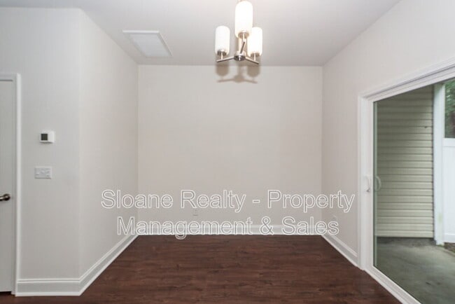 Building Photo - 7787 Montview Rd