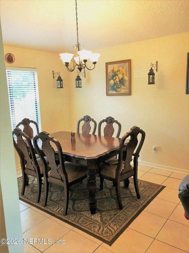 Building Photo - 11163 Caroline Crest Dr