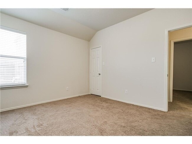 Building Photo - Welcome Home 3-2-2 Melissa ISD