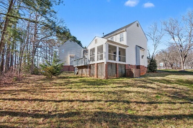 Building Photo - 11704 Park Forest Ct