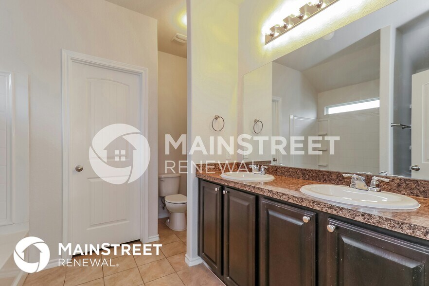 Building Photo - 2604 Mill Springs Pass