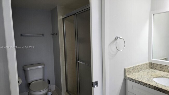 Building Photo - 1650 SW 124th Terrace