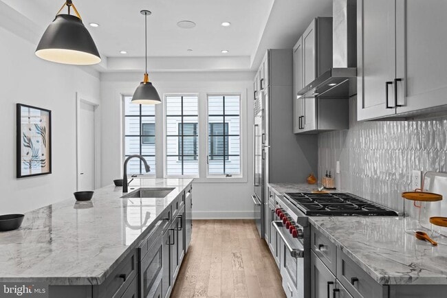 Building Photo - 742 S Broad St