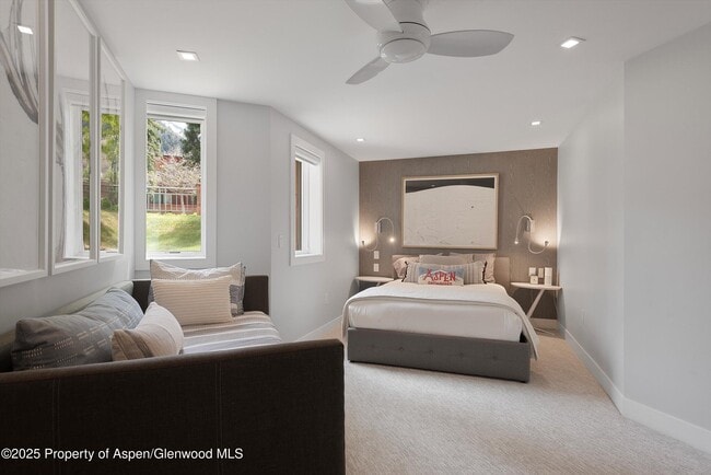 Building Photo - 120 S Spring St