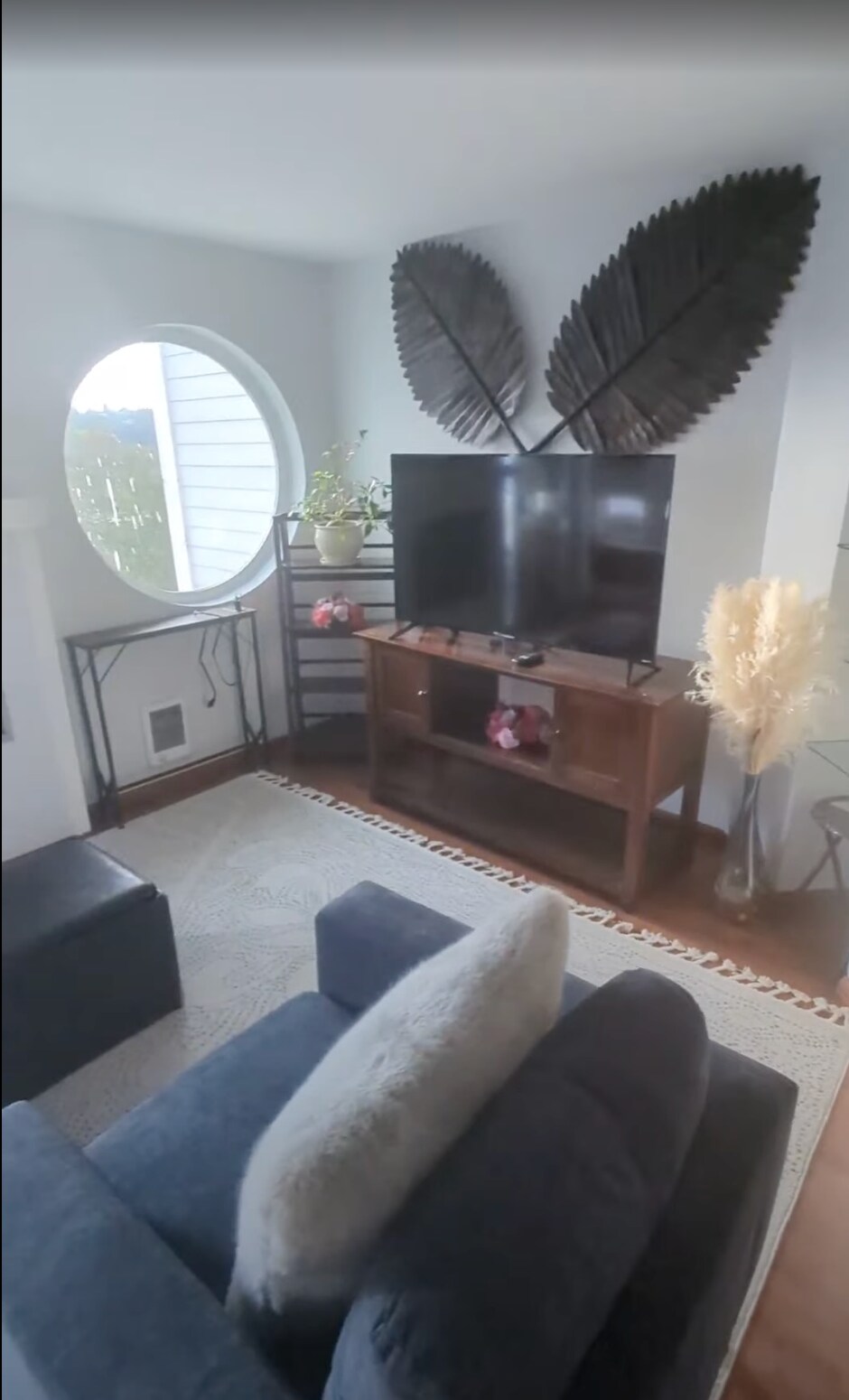 Living Room - 2244 13th Ave W