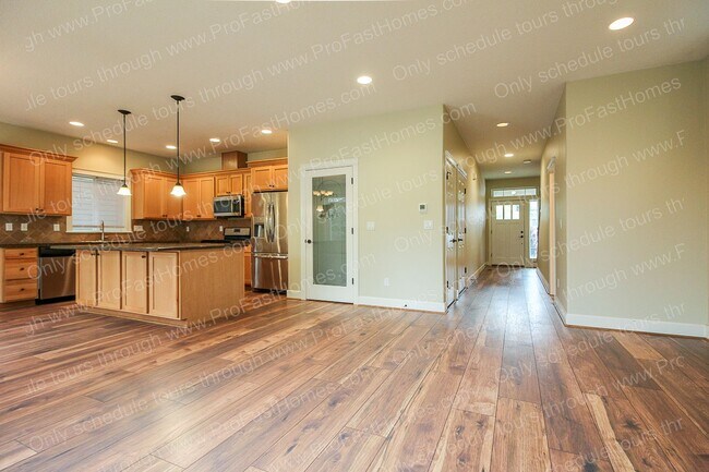 Building Photo - 17481 SW Winona Ln