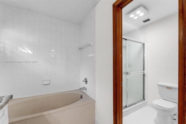 Building Photo - 8131 SW 90th Ave