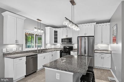 Building Photo - 4512 Rutherford Way
