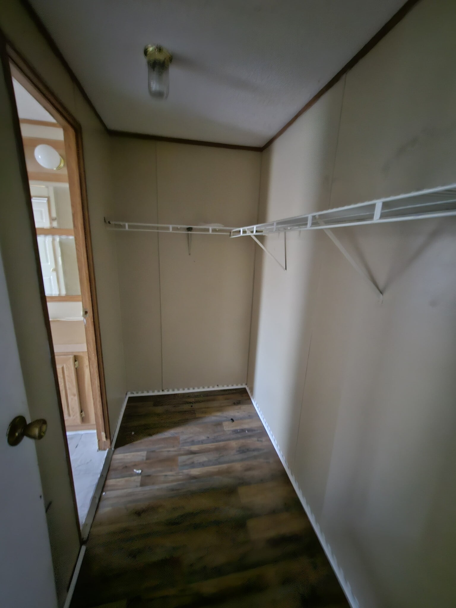 Building Photo - 115 Mary Ave