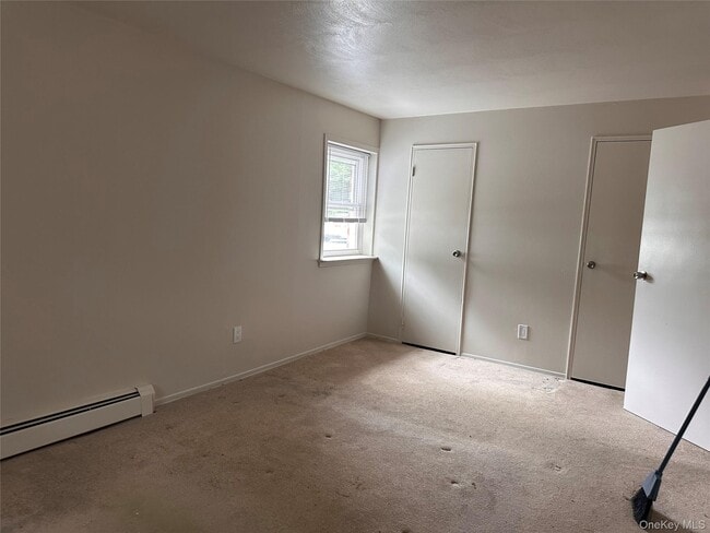 Building Photo - 400 N Corona Ave
