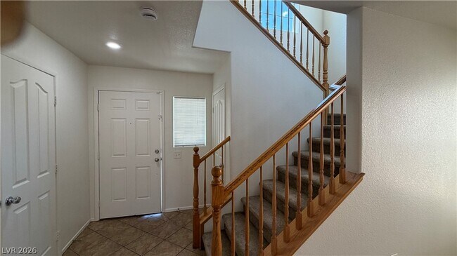 Building Photo - 718 Thornford St