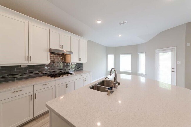 Building Photo - 22138 Grand Mist Dr