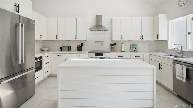 Building Photo - 7 Midhampton Ct