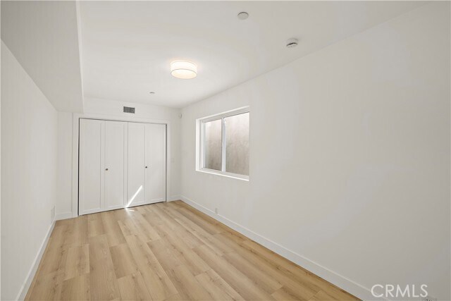 Building Photo - 1045 Gaviota Dr