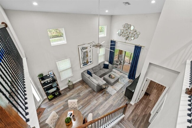 Building Photo - 1404 Ridge Terrace