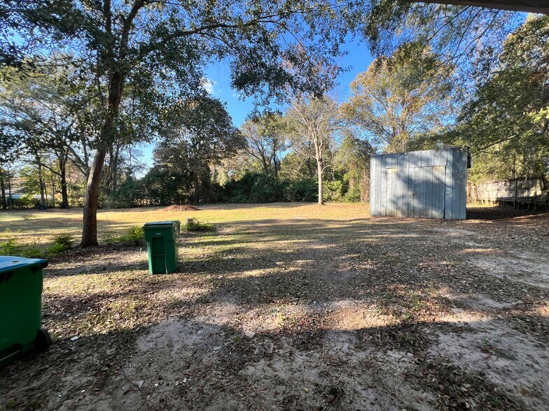 Building Photo - 402 Old Richton Rd