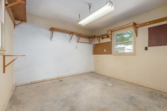 Additional Room 1 - 1500 Brookdale Dr