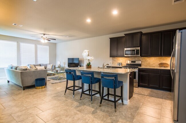 Building Photo - 3311 Rainflower Springs Ln