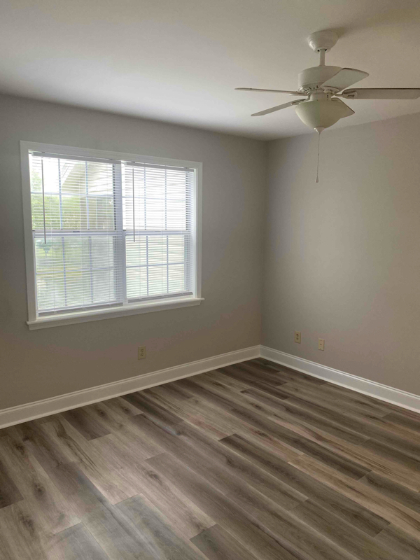 Building Photo - 6850 King Arthur Dr