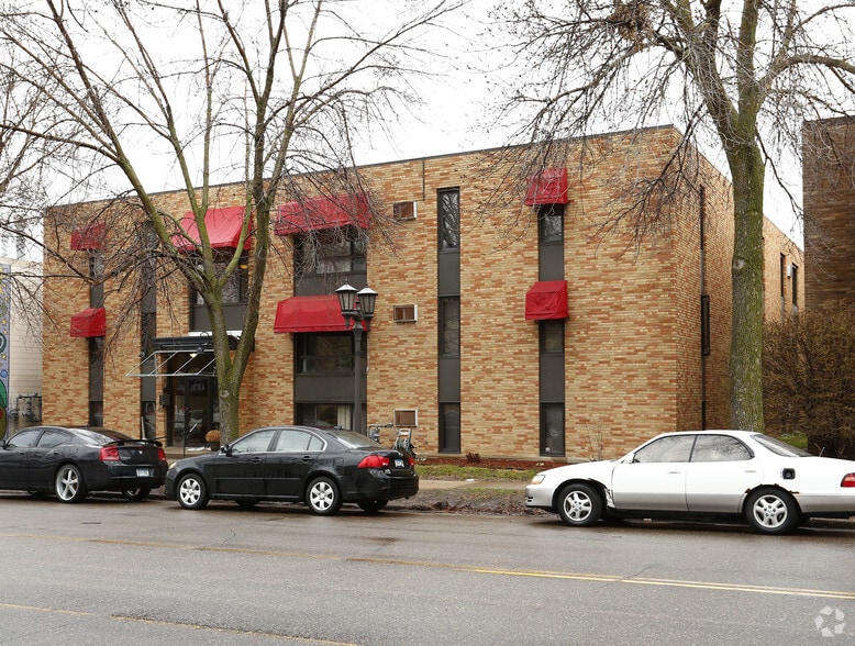 Building Photo - Groveland Terrace