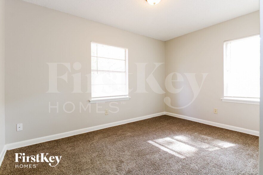 Building Photo - 5311 Virgil Rd