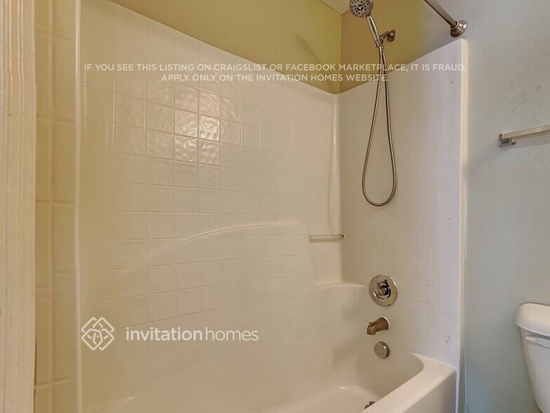 Building Photo - 4525 Elena Way