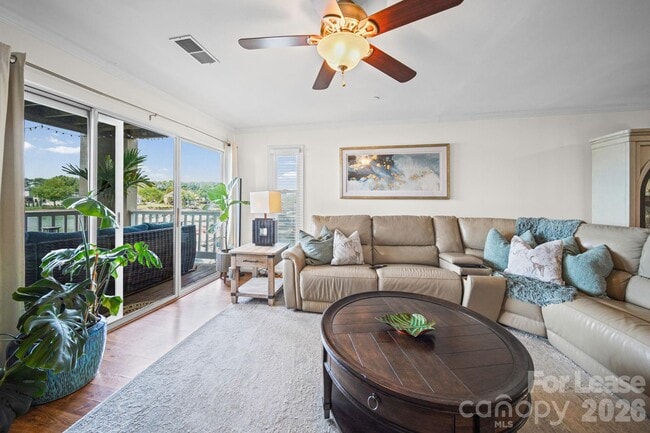 Building Photo - 18637 Vineyard Point Ln