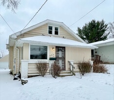 Building Photo - 995 Nevin St