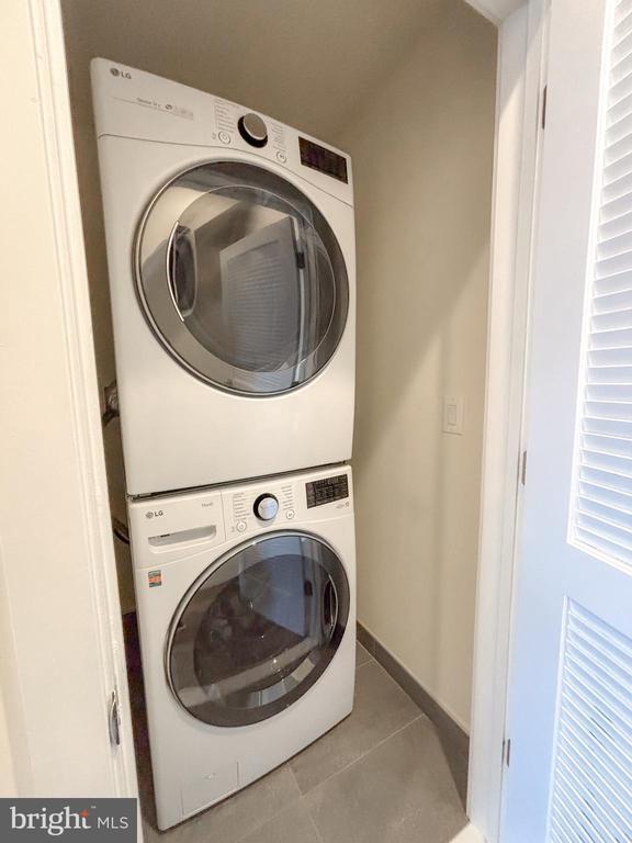 Building Photo - 1439 S Taylor St