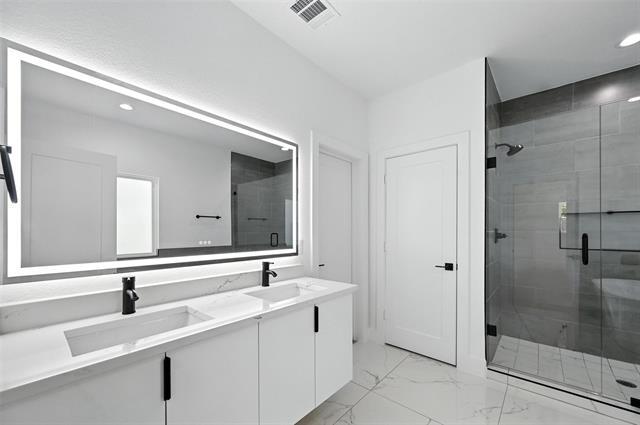 Building Photo - 3914 S Denley Dr