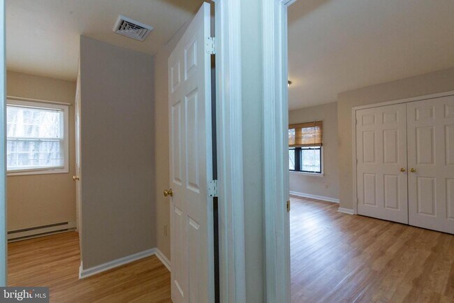 Building Photo - 15 Gray Fox Rd