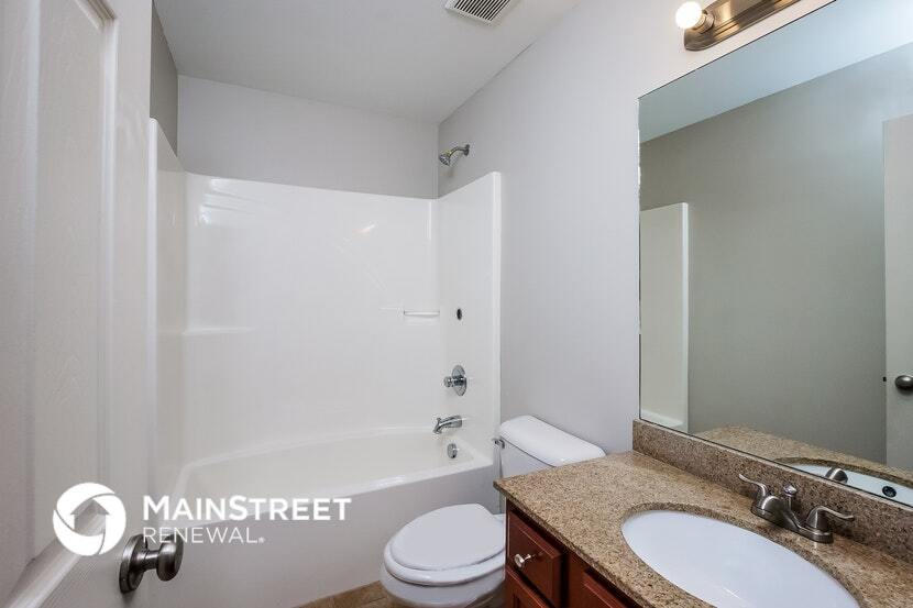 Building Photo - 11502 Top Walnut Loop