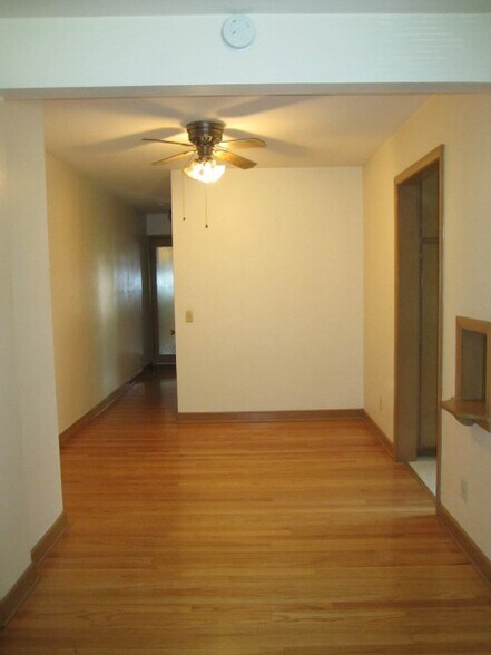 Building Photo - 1126 Vilas Ave