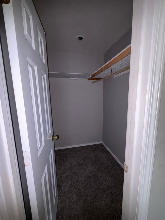 Building Photo - Reed Enterprises Management