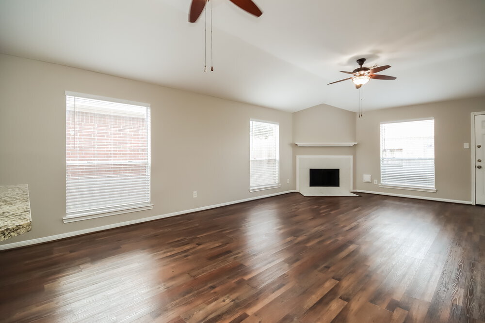 Building Photo - 7457 Parkland Manor Dr