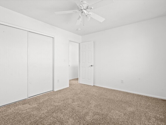 Building Photo - Newly Renovated 4 Bedroom Home with Gorgeo...