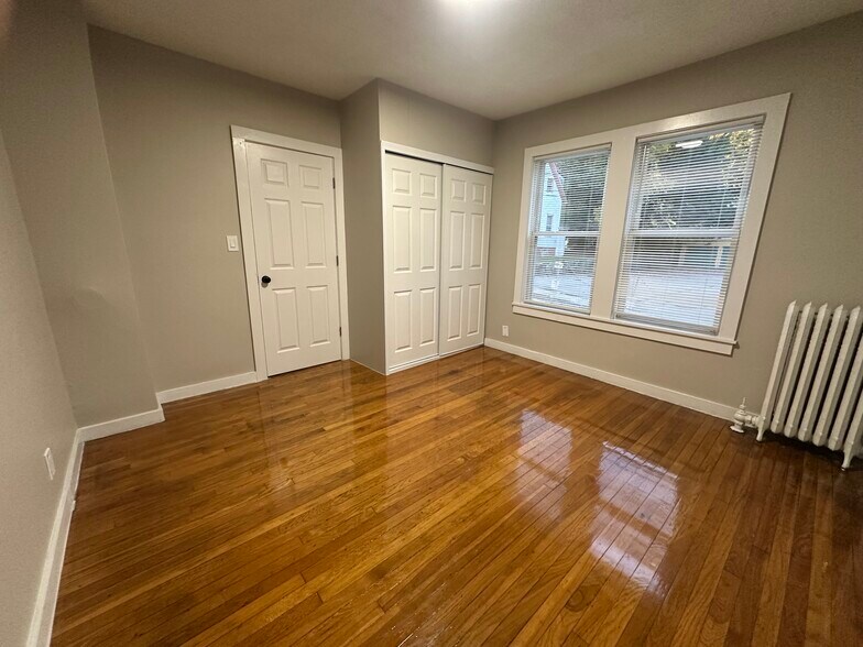 Building Photo - 51 Freeman Ave