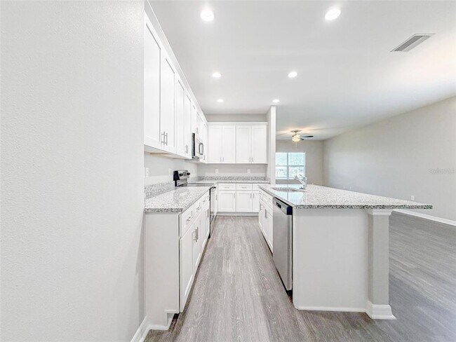 Building Photo - 3430 Cup Dr