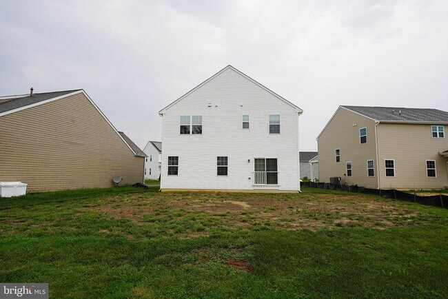 Building Photo - 9305 Mulligan Way