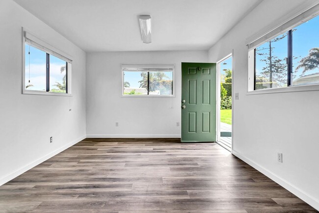 Building Photo - Gorgeous single story home in La Jolla wit...