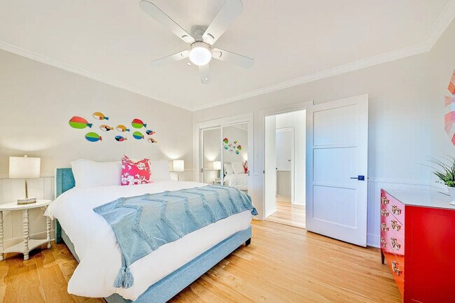 Building Photo - 1185 Tamarack Ave