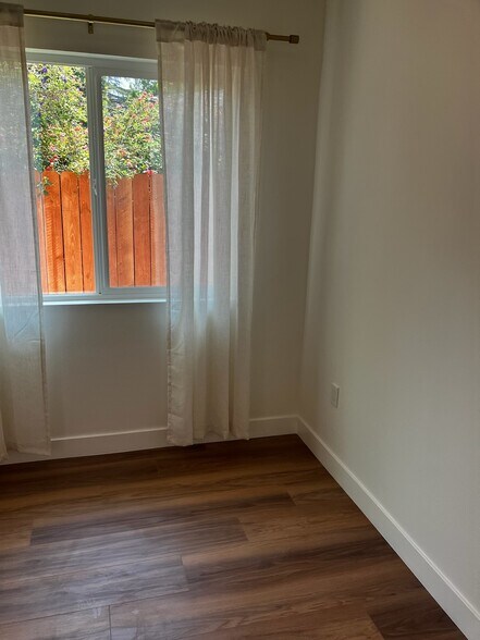 Building Photo - 22427 Dolorosa St