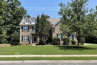 Building Photo - 403 Ranelagh Dr