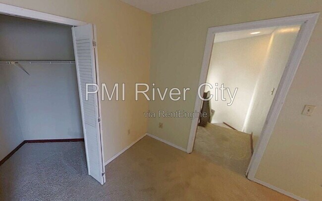Building Photo - 1192 W Romaine Cir