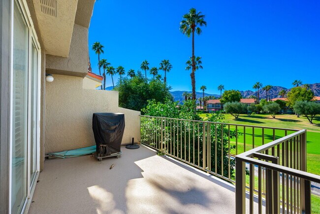 Building Photo - 55553 Winged Foot