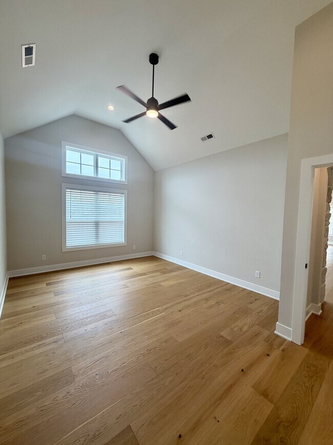 Building Photo - 204 Crest Ridge Ct